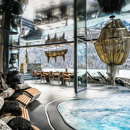 Chalet Peak - Your Own Private Luxury - Includes Professional Staff And Catering - Voted World's *