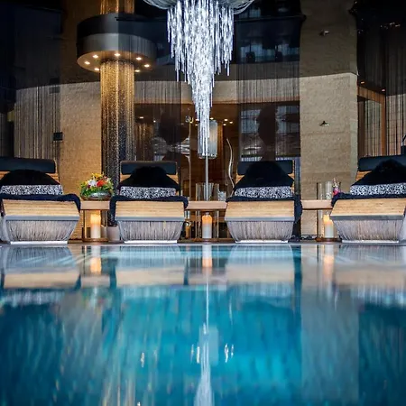 Peak - Your Own Private Luxury - Includes Professional Staff And Catering - Voted World's Церматт