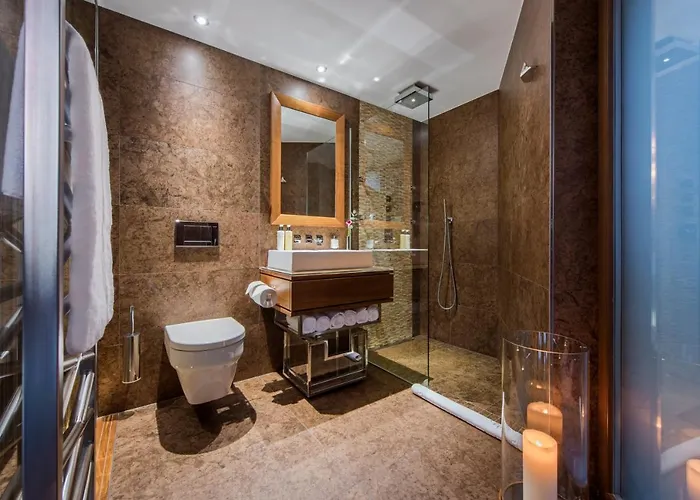 Peak - Your Own Private Luxury - Includes Professional Staff And Catering - Voted World's Dağ evi