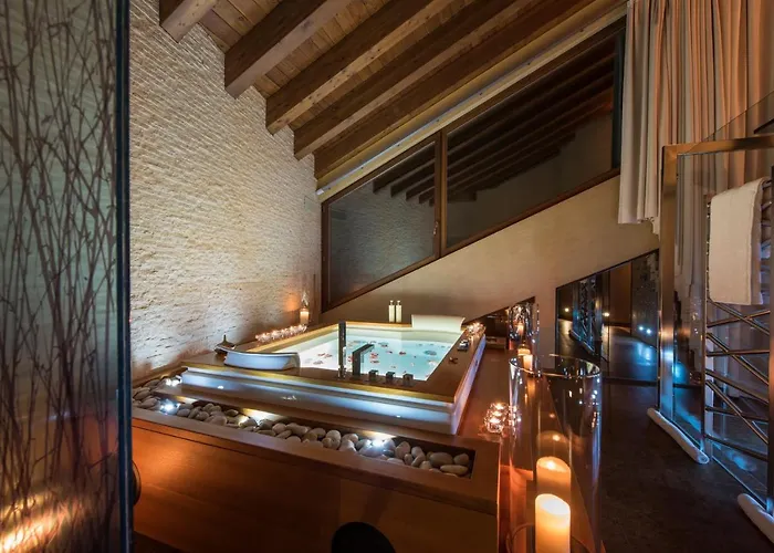 Chalet Peak - Your Own Private Luxury - Includes Professional Staff And Catering - Voted World's