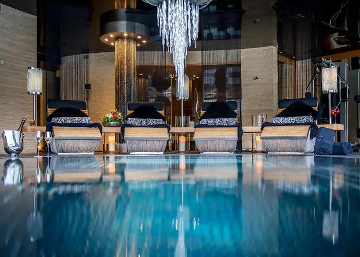 Peak - Your Own Private Luxury - Includes Professional Staff And Catering - Voted World's 采尔马特