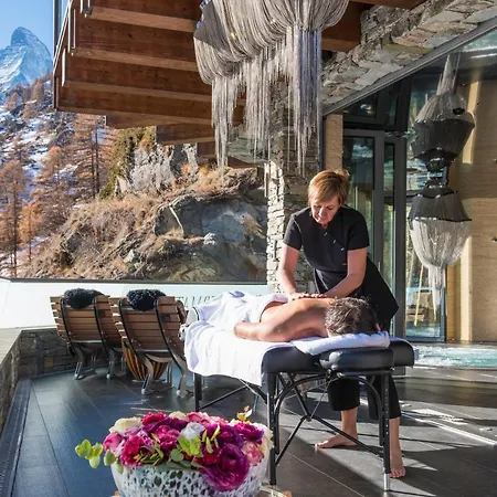 Peak - Your Own Private Luxury - Includes Professional Staff And Catering - Voted World's 샬레 *