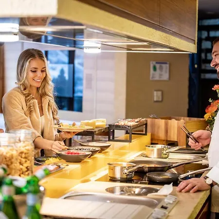 Шале Peak - Your Own Private Luxury - Includes Professional Staff And Catering - Voted World's