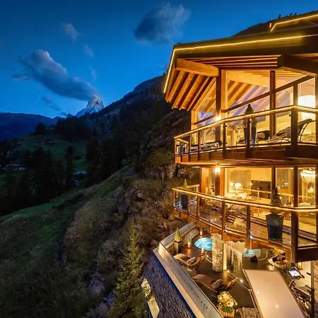 Peak - Your Own Private Luxury - Includes Professional Staff And Catering - Voted World's Шале Церматт